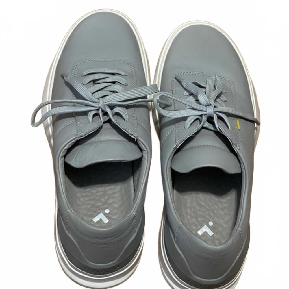Grey leather Casca Avro Sneakers
